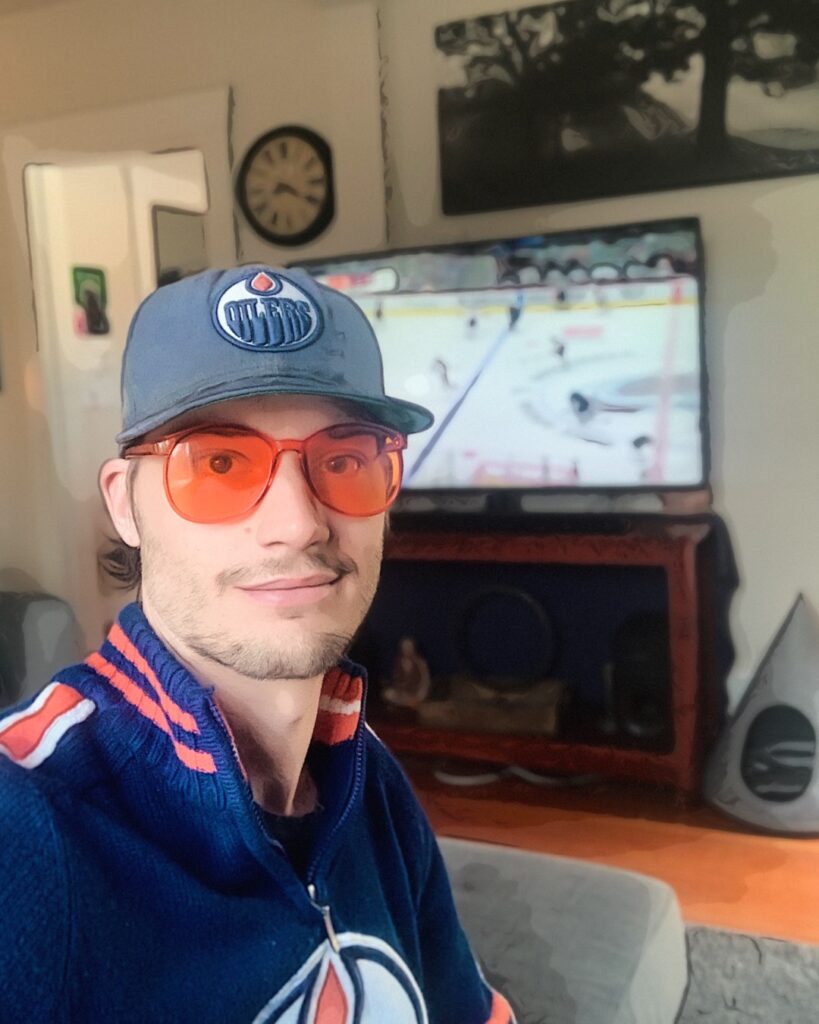 Oilers/Avalanche Game 2